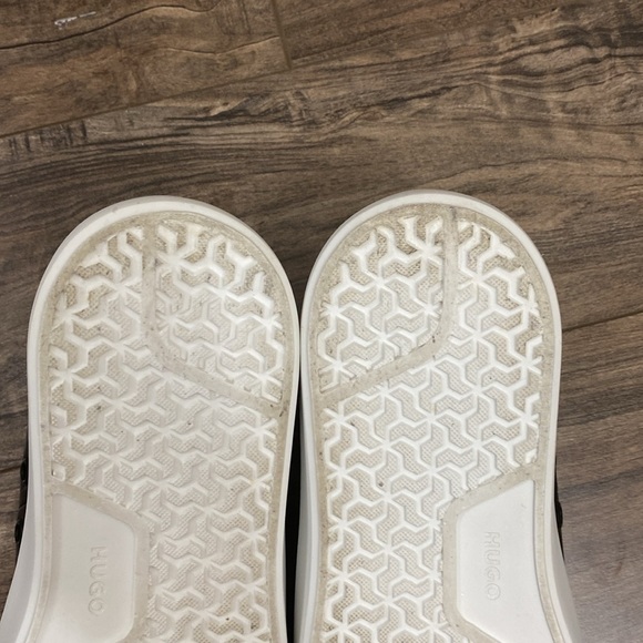 EUC HUGO Quiver Derby LT Black leather sneaker with white sole size 38 - Picture 8 of 9